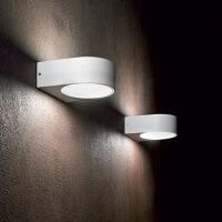 Kinkiet IKO AP1 BIAŁY Ideal Lux 018522  korpus z odlewu aluminiowego w kolorze białym świeci góra-dół