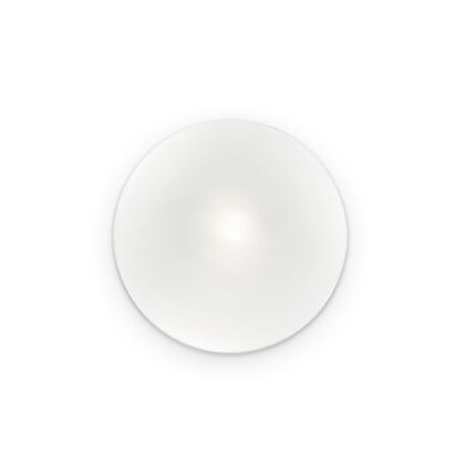 Kinkiet Smarties AP1  Ideal Lux 014814  posiada metalową oprawę wykończona w chromie klosz z matowego dmuchanego szkła