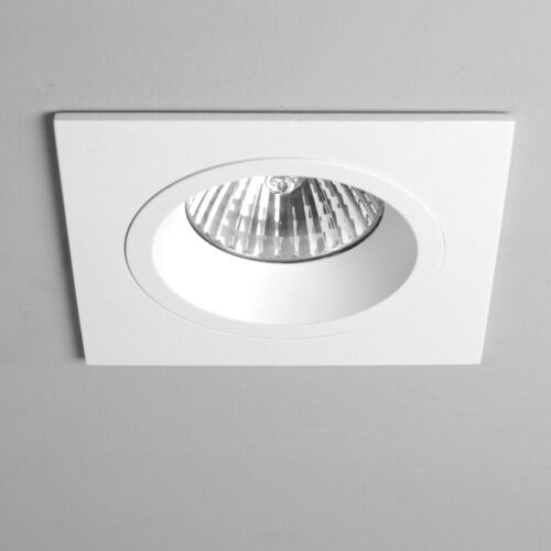 Lampa wpuszczana  Taro 230v- Astro 5640 1240014 kwadrat biała techniczna