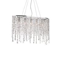 Lampa wisząca Rain SP5  Ideal Lux 008363  posiada eliptyczną oprawę wykonaną z chromowanego metalu Klosze tworzą wisiorki  zakończone kryształowymi kroplami
