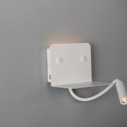 Lampka ścienna VERA AZ4417 USB 3000K biała do czytania, wąska tuba umieszczona na ruchomej "gęsiej szyjce"