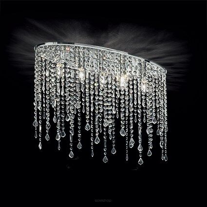 Plafon Rain PL5 Ideal Lux  008455  posiada eliptyczną oprawę wykonaną z chromowanego metalu Klosze tworzą wisiorki  zakończone kryształowymi kroplami