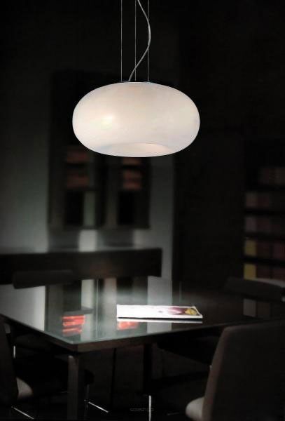 Lampa wisząca Optima AZzardo AD6014-5B AZ0184 Wykonana jest z metalu o chromowanym wykonczeniu i białego szkła subtelna