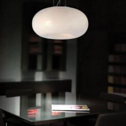 Lampa wisząca Optima AZzardo AD6014-5B AZ0184 Wykonana jest z metalu o chromowanym wykonczeniu i białego szkła subtelna