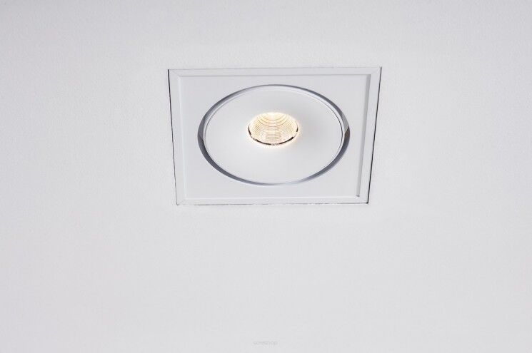 Lampa wpuszczana Lava X1 WP Trimless edge LED Labra  4.1046  kwadrat ruchome oczko LED różne kolory wykończenia