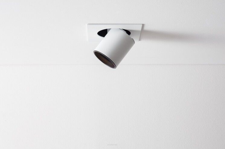 Lampa wpuszczana Auro Base 60x1 WP Labra  4.1164 kwadratowa podstawa tuba techniczna regulowana wystająca LED różne kolory wykończenia