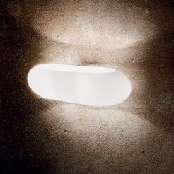 Kinkiet Moris AP2 BIANCO Ideal Lux  034546   posiada metalową oprawę wykończoną w kolorze chromu klosz ze szkłą biały
