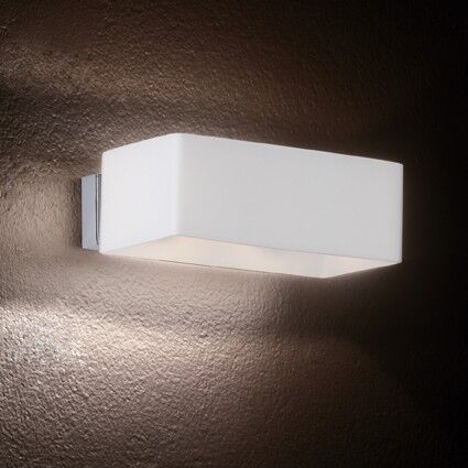 Kinkiet Box AP2 BIANCO Ideal Lux 009537 prostokątny metalowy korpus w kolorze białym klosz z dmuchanego szkła