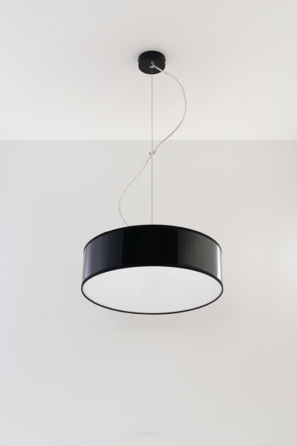 Elegancka Lampa Sufitowa Koło Wisząca ARENA 35  SL. 0115 klosz z tworzywa sztucznego w kolorze czarnym w kształcie walca