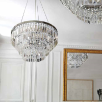 Lampa wisząca / plafon Azzardo Salerno DEL-6293-5P  AZ2107 z metalu o wykończeniu chromowanym składa się z kryształków w kształcie prostokątów okrągła podstawa