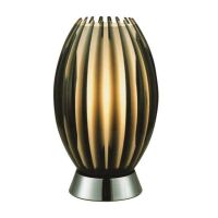 Lampa stołowa Elba AZzardo MA1122M AZ0193 wykonana jest z chromowanego metalu, akrylu oraz szkła